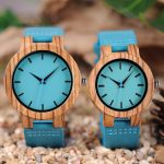 Montre bois bleu