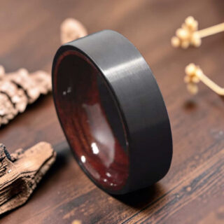 Bague en bois noir