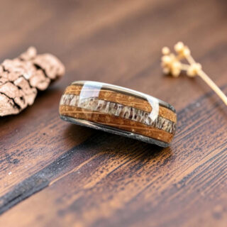 Bague en bois et acier pour homme