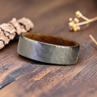Bague en bois avec métal