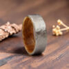Bague en bois avec métal