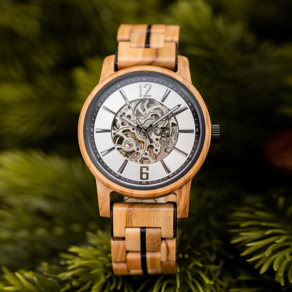 Montre en bois haut de gamme blanche