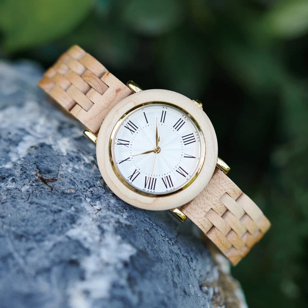Montre chic femme en bois