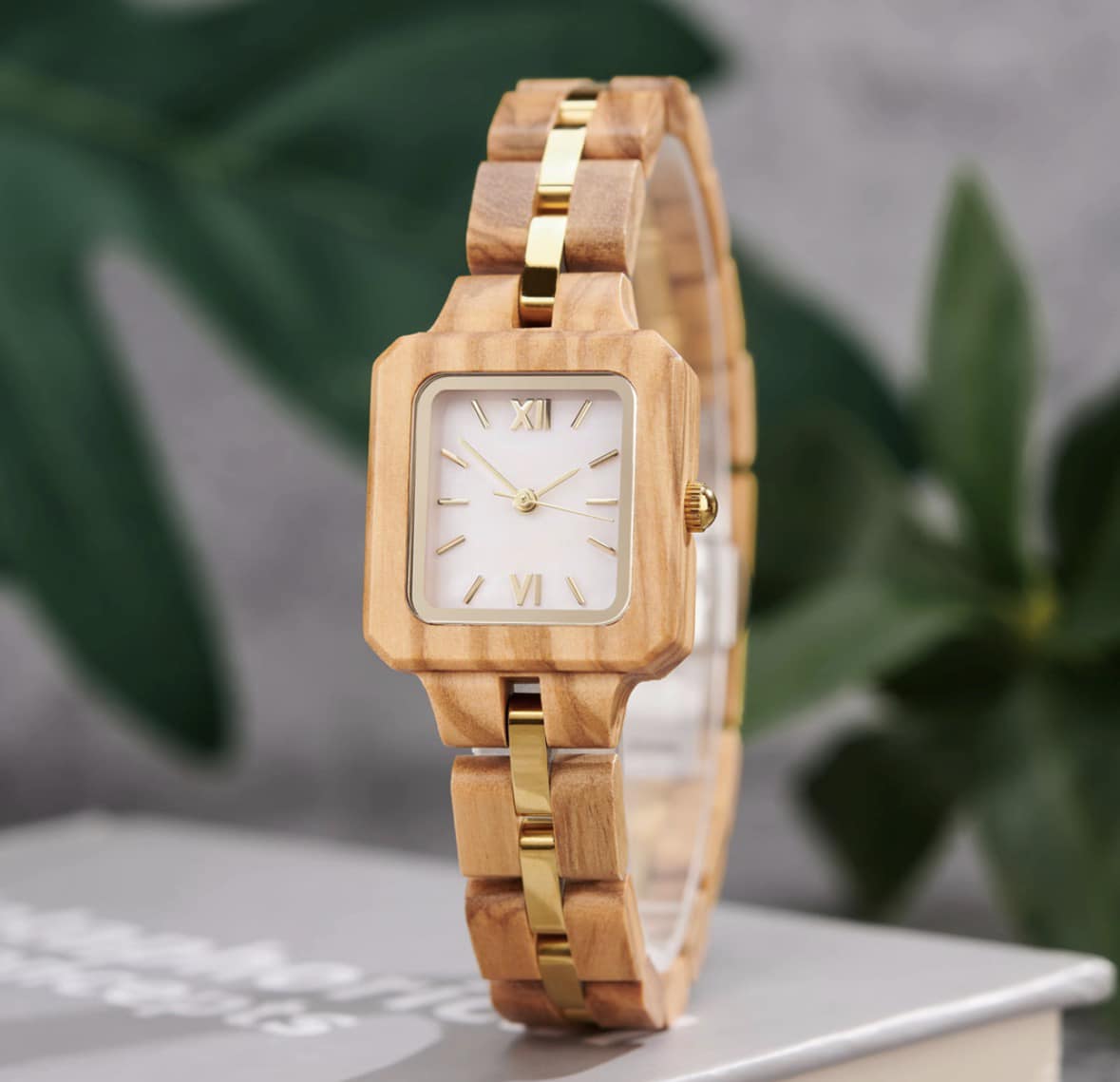 Montre femme carré