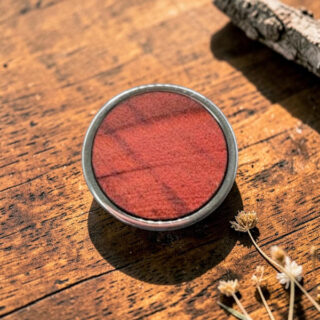 Bague en bois rouge