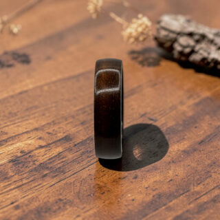 Bague en bois d'ébéne amara
