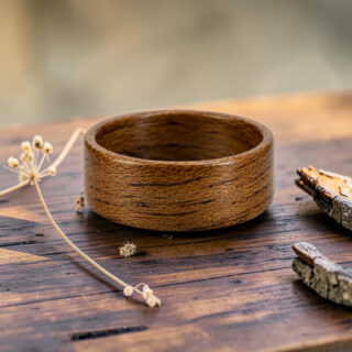 Bague en bois d'if