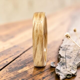 Bague en bois de chêne européen