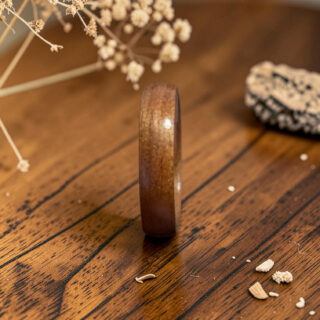 Bague en bois de palissandre